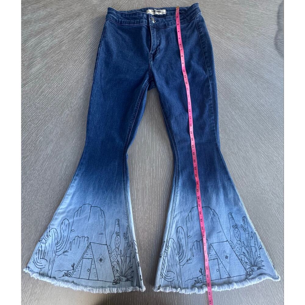Rock & Roll Denim Women's Bargain Button Bell Desert Scene Flare Jeans 28x30 - Picture 2 of 7